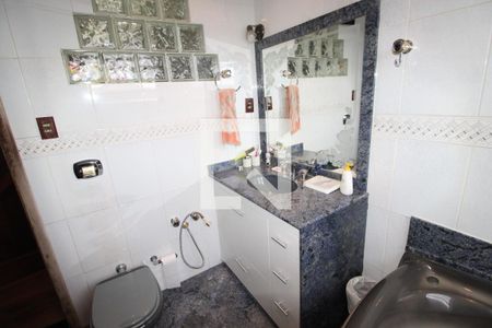 Banheiro da Suíte 1 de casa para alugar com 4 quartos, 400m² em Encantado, Rio de Janeiro