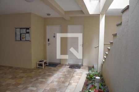 Casa de condomínio à venda com 117m², 3 quartos e 2 vagasHall de entrada