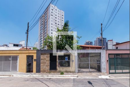 Casa à venda com 450m², 2 quartos e 4 vagasFachada 