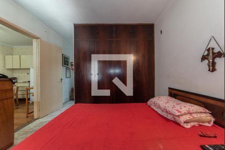 Casa à venda com 450m², 2 quartos e 4 vagasSuíte