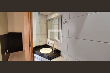 Apartamento à venda com 38m², 2 quartos e 1 vaga Apartamento à venda com 38m², 2 quartos e 1 vagaBanheiro