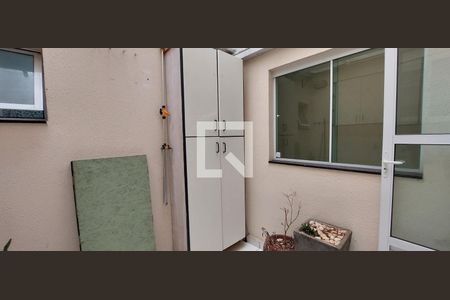 Apartamento à venda com 38m², 2 quartos e 1 vaga Apartamento à venda com 38m², 2 quartos e 1 vagaÁrea de Serviço