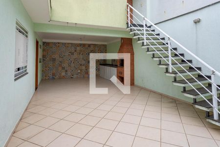 Casa para alugar com 220m², 2 quartos e 3 vagas Casa para alugar com 220m², 2 quartos e 3 vagasÁrea de lazer - churrasqueira