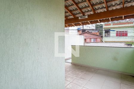 Casa para alugar com 220m², 2 quartos e 3 vagas Casa para alugar com 220m², 2 quartos e 3 vagasÁrea de serviço