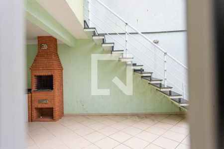 Casa para alugar com 220m², 2 quartos e 3 vagas Casa para alugar com 220m², 2 quartos e 3 vagasVista do quarto 2 - suíte