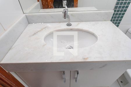 Casa para alugar com 220m², 2 quartos e 3 vagas Casa para alugar com 220m², 2 quartos e 3 vagasBanheiro social