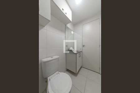 Apartamento para alugar com 39m², 2 quartos e sem vaga Apartamento para alugar com 39m², 2 quartos e sem vagaBanheiro