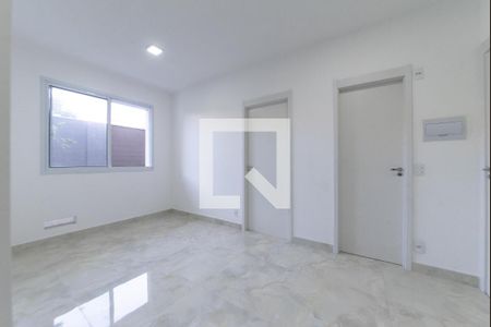 Apartamento para alugar com 39m², 2 quartos e sem vaga Apartamento para alugar com 39m², 2 quartos e sem vagaSala