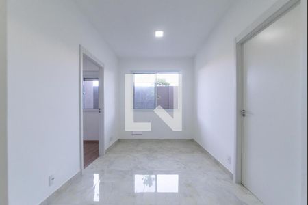 Apartamento para alugar com 39m², 2 quartos e sem vaga Apartamento para alugar com 39m², 2 quartos e sem vagaSala