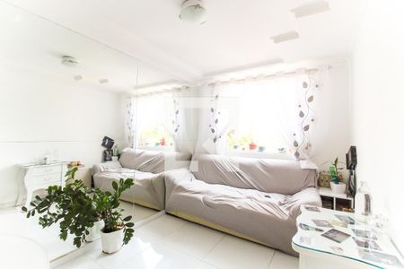 Apartamento à venda com 46m², 2 quartos e 1 vaga Apartamento à venda com 46m², 2 quartos e 1 vagaSala