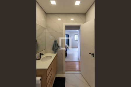 Casa à venda com 111m², 2 quartos e 3 vagasBanheiro