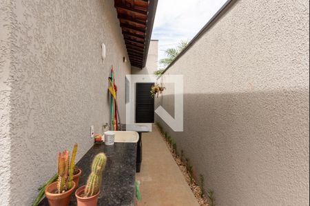 Casa à venda com 111m², 2 quartos e 3 vagasQuintal