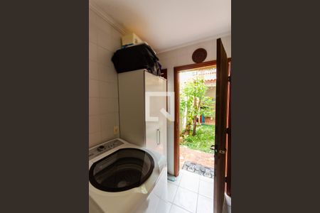 Casa à venda com 200m², 3 quartos e 3 vagasÁrea de Serviço