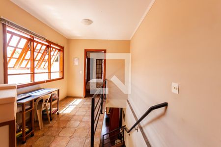 Casa à venda com 200m², 3 quartos e 3 vagasHall