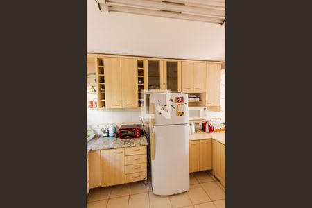 Casa à venda com 200m², 3 quartos e 3 vagasArmário