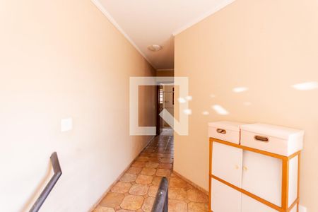 Casa à venda com 200m², 3 quartos e 3 vagasHall