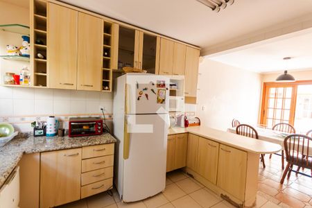 Casa à venda com 200m², 3 quartos e 3 vagasCozinha