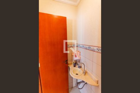 Casa à venda com 200m², 3 quartos e 3 vagasLavabo