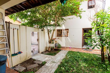 Casa à venda com 200m², 3 quartos e 3 vagasQuintal