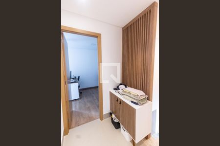 Apartamento à venda com 165m², 4 quartos e 4 vagas Apartamento à venda com 165m², 4 quartos e 4 vagasCorredor