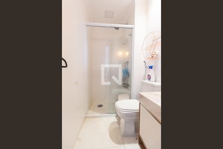 Apartamento à venda com 165m², 4 quartos e 4 vagas Apartamento à venda com 165m², 4 quartos e 4 vagasSuíte