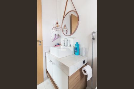 Apartamento à venda com 165m², 4 quartos e 4 vagas Apartamento à venda com 165m², 4 quartos e 4 vagasSuíte