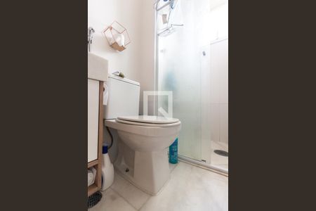 Apartamento à venda com 165m², 4 quartos e 4 vagas Apartamento à venda com 165m², 4 quartos e 4 vagasSuíte