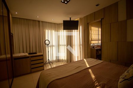 Apartamento à venda com 189m², 3 quartos e 2 vagasSuíte 1