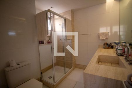 Banheiro da Suíte 1 de apartamento à venda com 3 quartos, 189m² em Barra da Tijuca, Rio de Janeiro