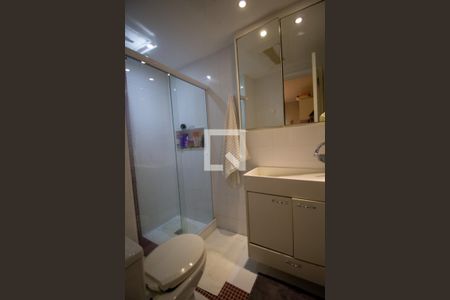 Apartamento à venda com 189m², 3 quartos e 2 vagasBanheiro da Suíte 2