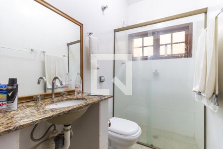 Casa à venda com 250m², 2 quartos e 2 vagasBanheiro