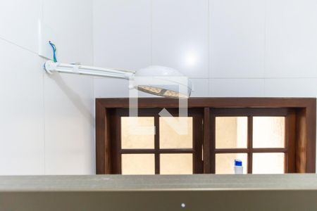 Casa à venda com 250m², 2 quartos e 2 vagasBanheiro