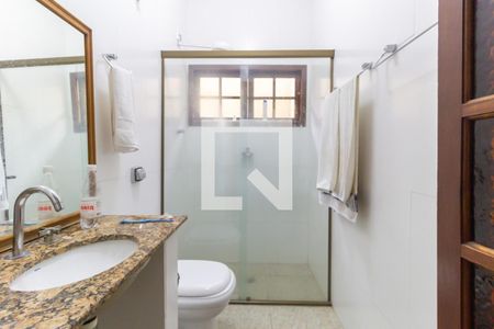 Casa à venda com 250m², 2 quartos e 2 vagasBanheiro