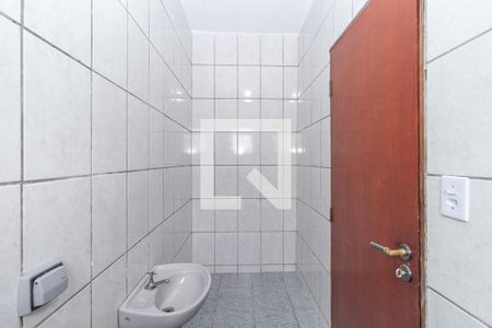 Banheiro de casa para alugar com 1 quarto, 30m² em Vila Primavera, São Paulo