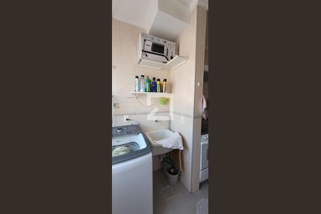 Apartamento à venda com 82m², 2 quartos e 1 vaga Apartamento à venda com 82m², 2 quartos e 1 vagaÁrea de Serviço