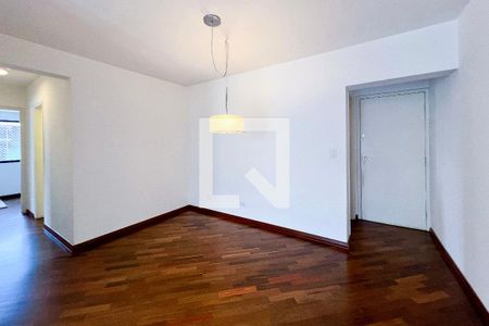 Sala de apartamento para alugar com 3 quartos, 89m² em Vila Olímpia, São Paulo