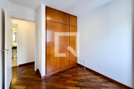 Quarto 1 de apartamento para alugar com 3 quartos, 89m² em Vila Olímpia, São Paulo