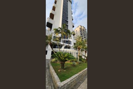 Apartamento para alugar com 117m², 1 quarto e 1 vaga Apartamento para alugar com 117m², 1 quarto e 1 vagaFachada do Prédio