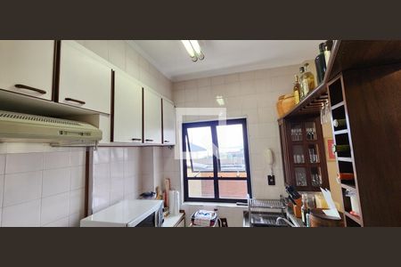 Apartamento para alugar com 117m², 1 quarto e 1 vaga Apartamento para alugar com 117m², 1 quarto e 1 vagaCozinha - Armários