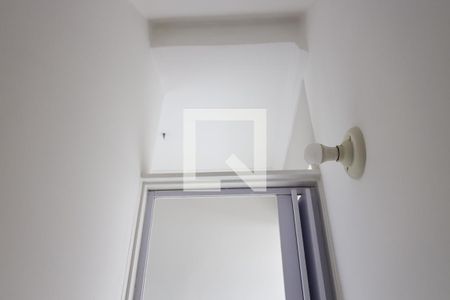 Lavabo - detalhes de casa para alugar com 2 quartos, 78m² em Vila São Joaquim, Cotia