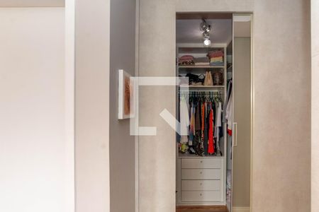 Apartamento para alugar com 68m², 2 quartos e 1 vagaCloset da suíte