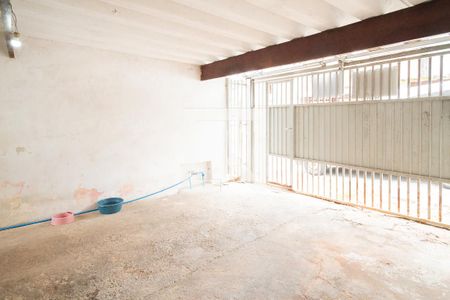 Casa à venda com 160m², 3 quartos e 2 vagasGaragem