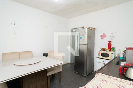 Casa à venda com 160m², 3 quartos e 2 vagasCozinha 