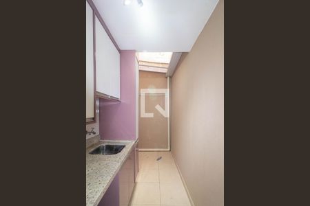 Apartamento à venda com 39m², 2 quartos e sem vaga Apartamento à venda com 39m², 2 quartos e sem vagaÁrea de Serviço