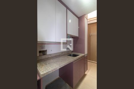 Apartamento à venda com 39m², 2 quartos e sem vaga Apartamento à venda com 39m², 2 quartos e sem vagaÁrea de Serviço