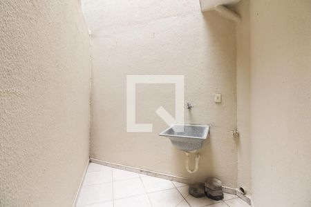 Casa de condomínio para alugar com 70m², 2 quartos e 1 vagaÁrea de Serviço 