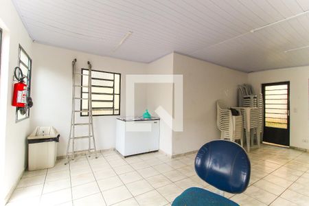 Apartamento para alugar com 42m², 2 quartos e 1 vagaÁrea comum - Salão de festas