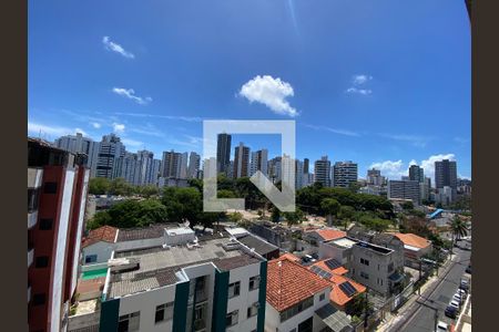 Vista do Quarto de apartamento para alugar com 1 quarto, 65m² em Graça, Salvador