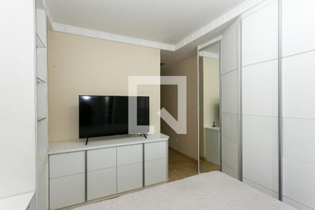 Suíte 1 de casa à venda com 3 quartos, 340m² em Jardim Textil, São Paulo
