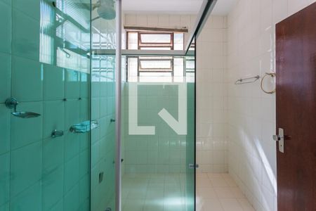 Casa à venda com 257m², 3 quartos e 4 vagasBanheiro